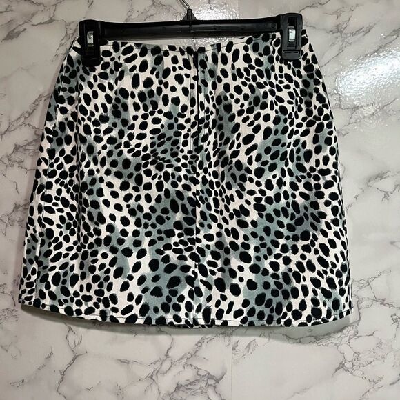 MOTEL Animal Print Skirt Size S - Picture 5 of 5